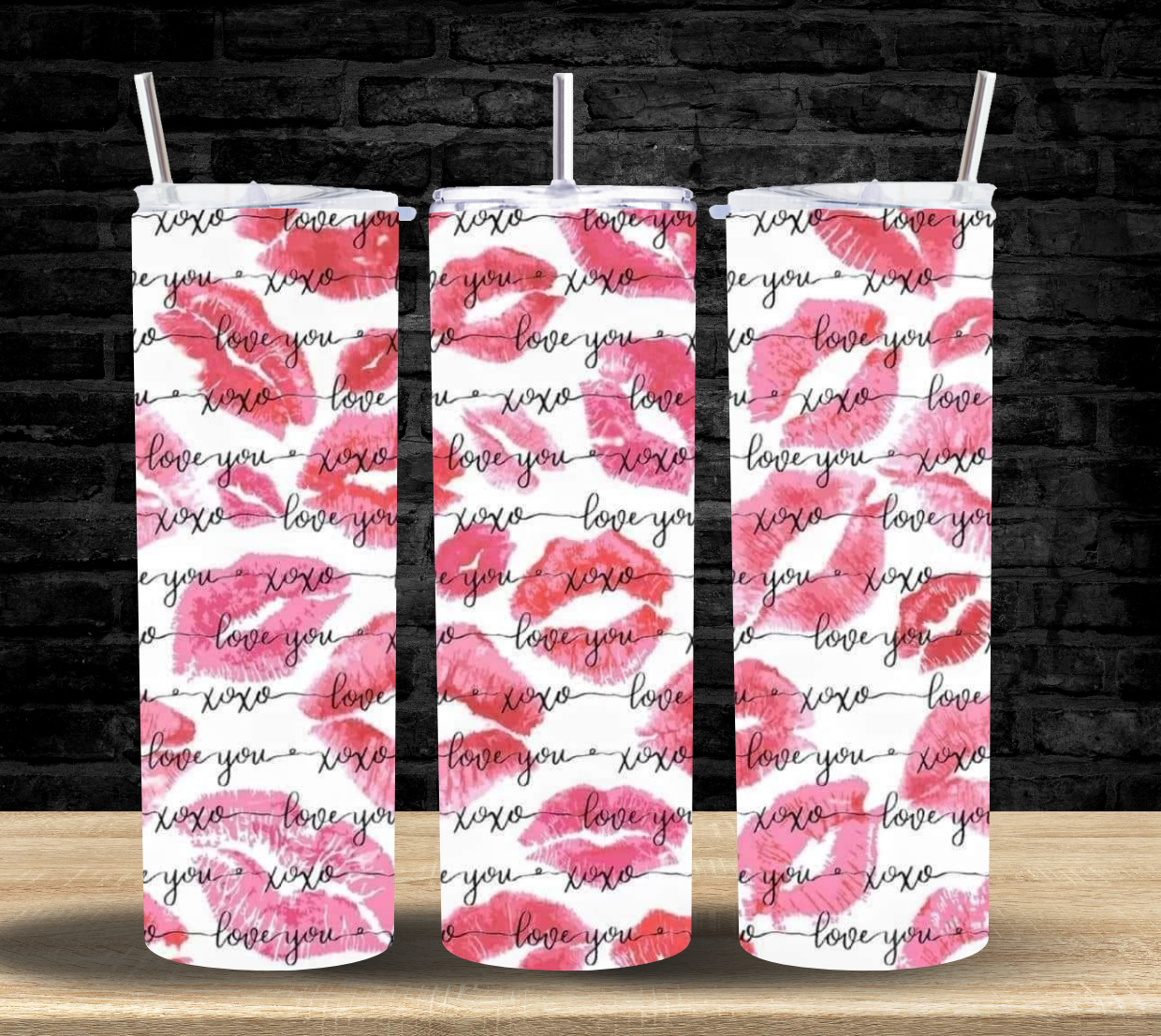 Love You Lips - Tumbler